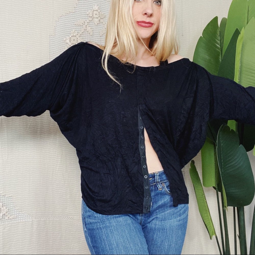 Free Size Black Snap Off Shoulder Knit Top